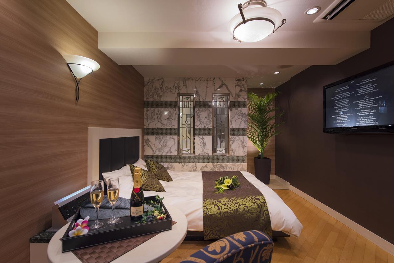 Sulata Shibuya Dougenzaka (adults Only)