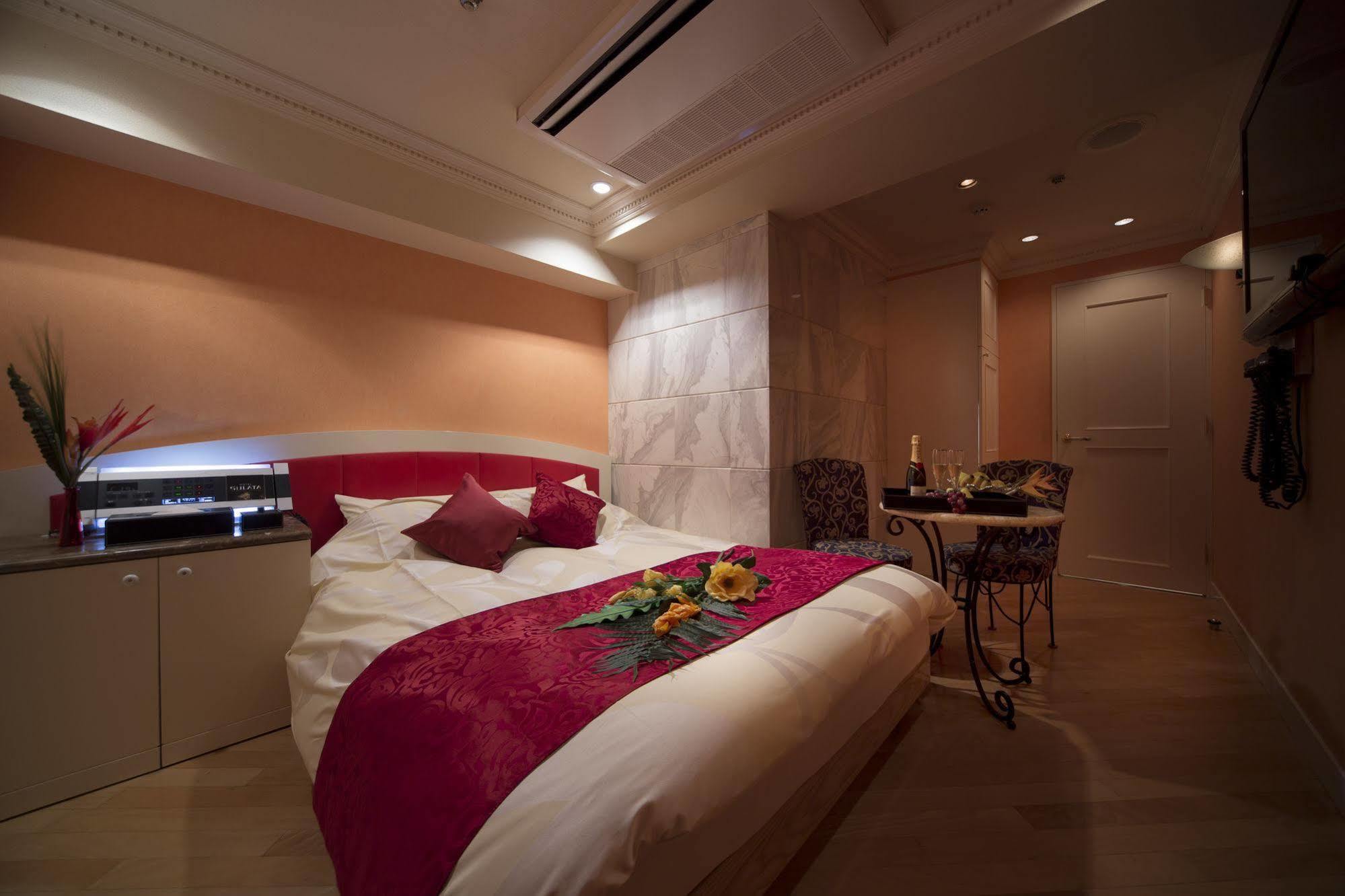 Hotel do amor Sulata Shibuya Dougenzaka (adults Only) 2*